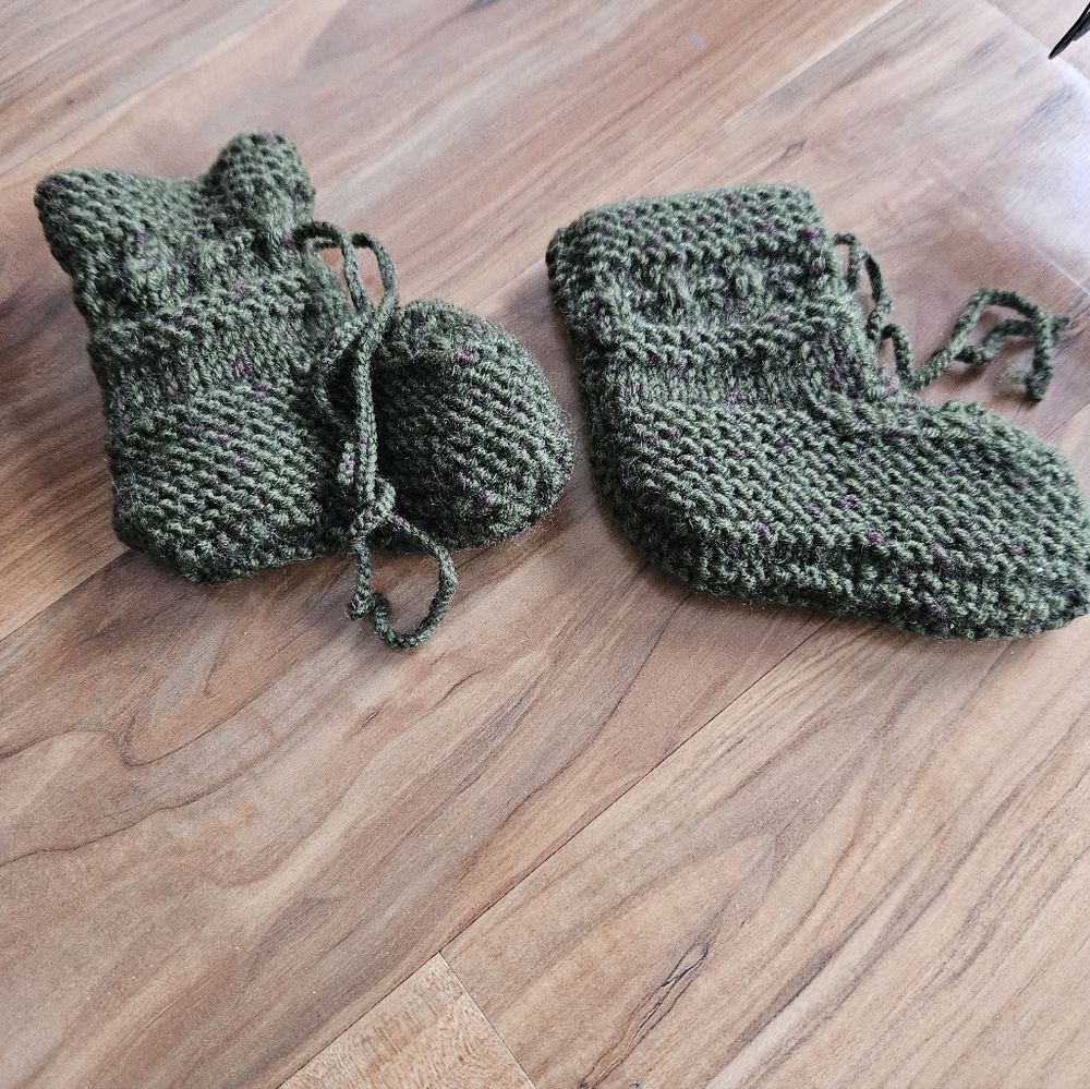 Hand-Knit Green Baby Booties
